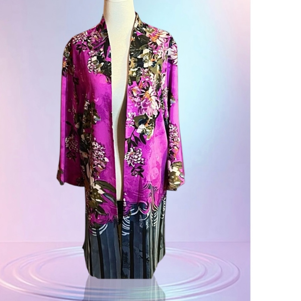 NWOT~Floral Kimono Jacket-Vibrant Pink-Floral-Size L